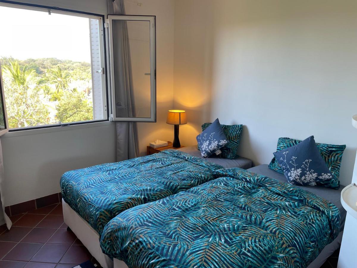 Picturesque Riverside 2-bedroom Ensuite In Port Chambly *