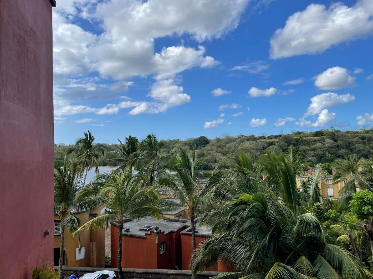 Picturesque Riverside 2-bedroom Ensuite In Port Chambly فيلة *